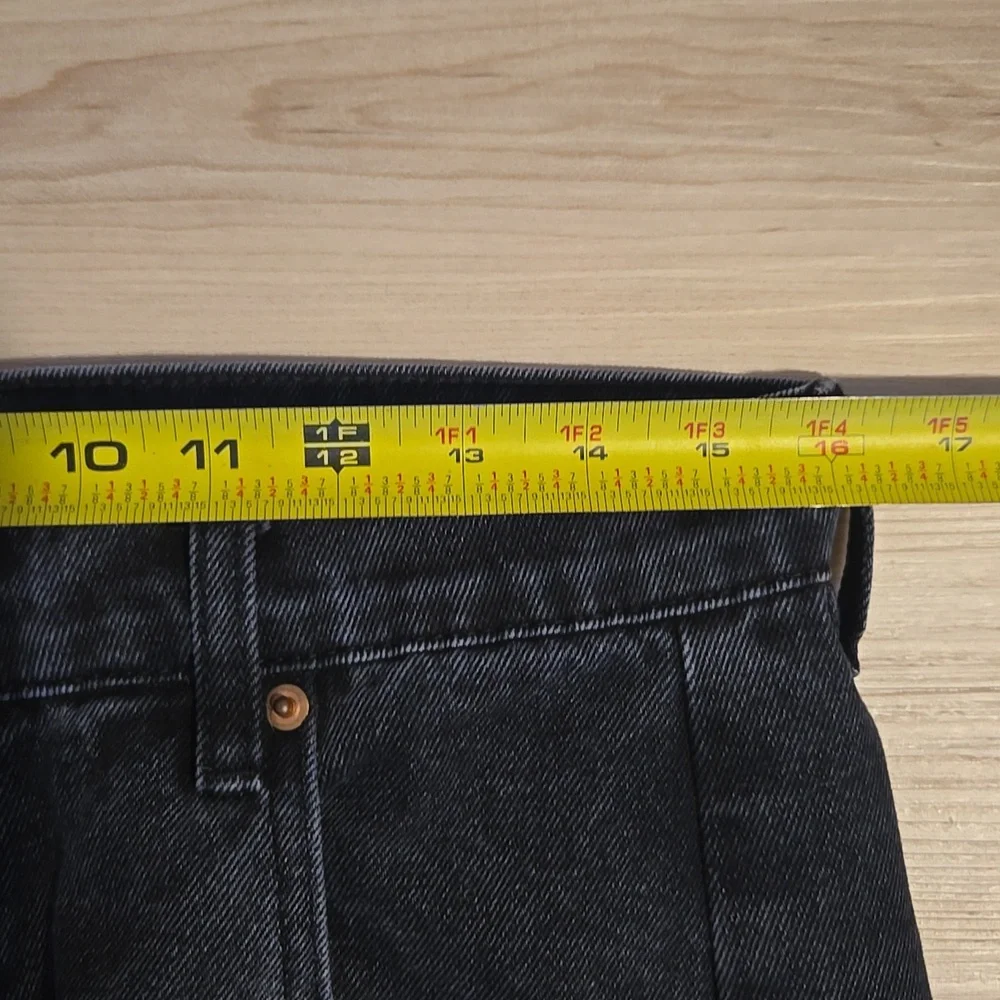 Roucha Delvaux Barrel Crop Jeans - Picture 6 of 9